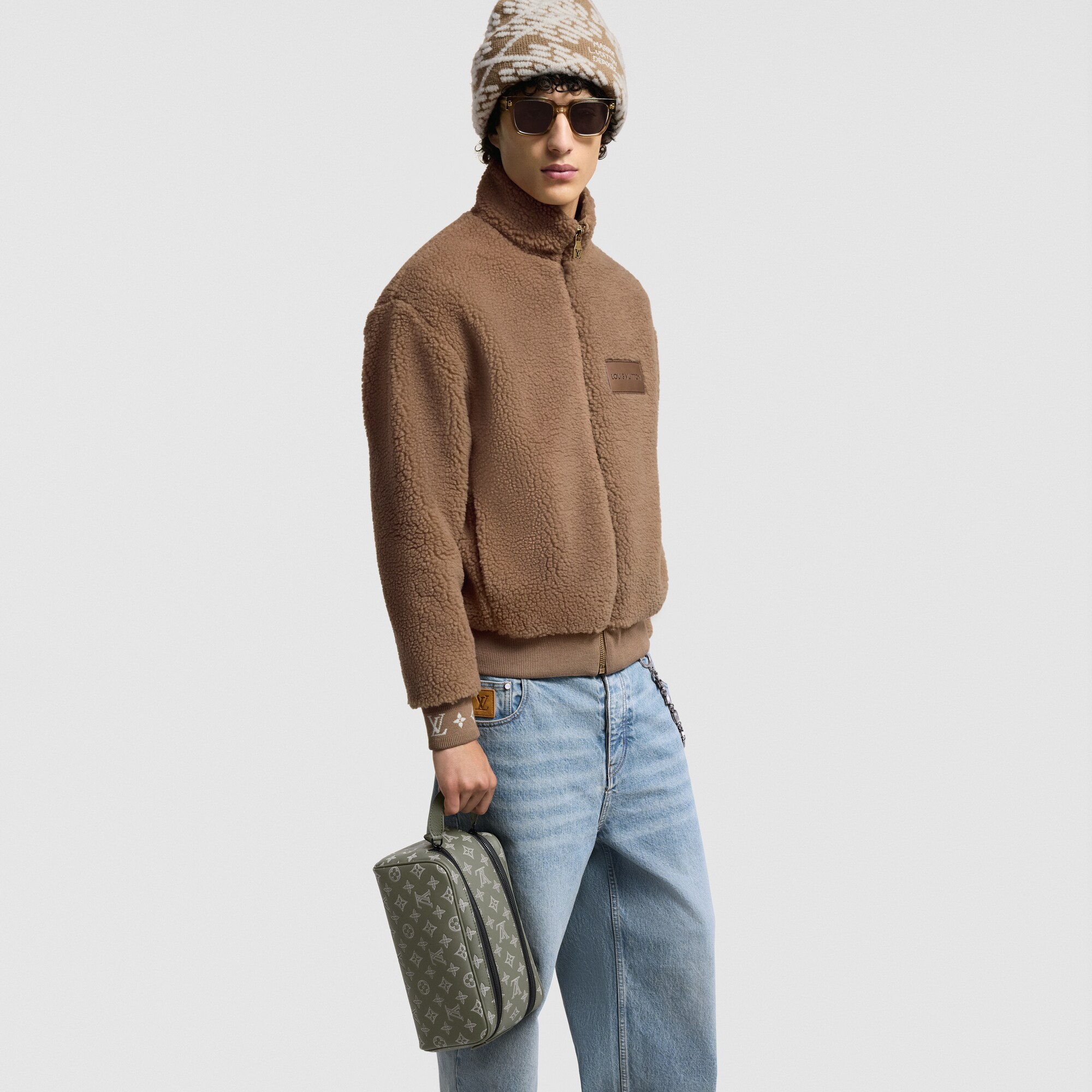 Trousse toilette Dopp Kit Monogram Shadow Uomo Viaggio Accessori da Viaggio | LOUIS VUITTON (Zoom prodotto)