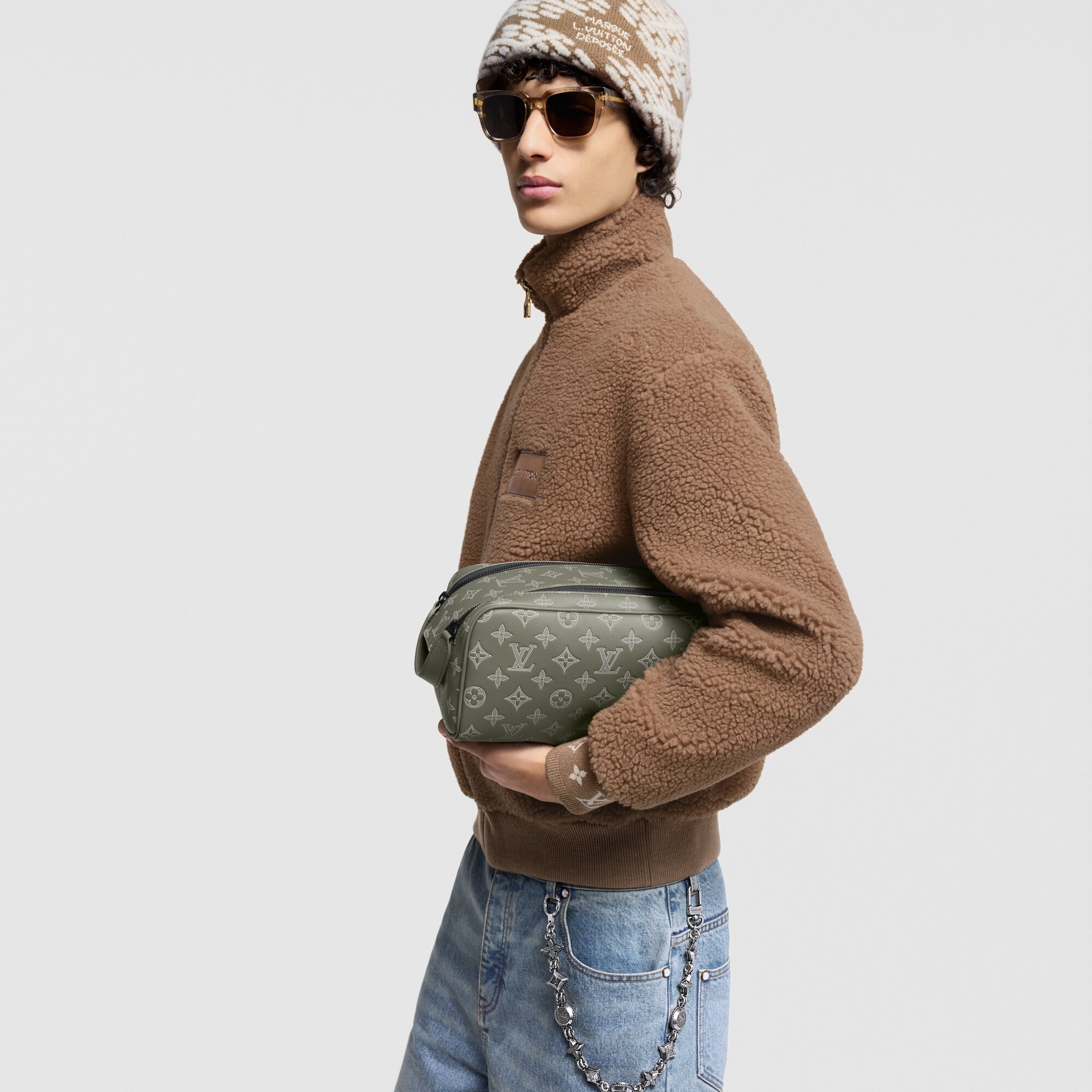 Trousse toilette Dopp Kit Monogram Shadow Uomo Viaggio Accessori da Viaggio | LOUIS VUITTON (Zoom prodotto)