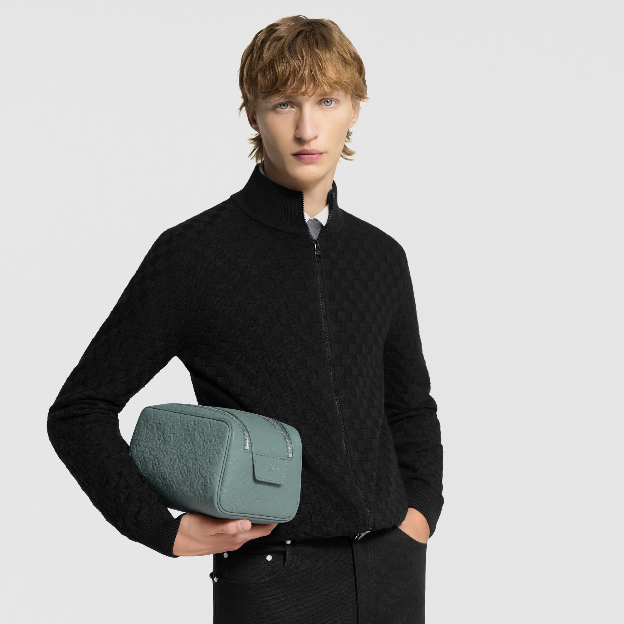 Trousse toilette Dopp Kit Taurillon Monogram Uomo Viaggio Accessori da Viaggio | LOUIS VUITTON (Zoom prodotto)