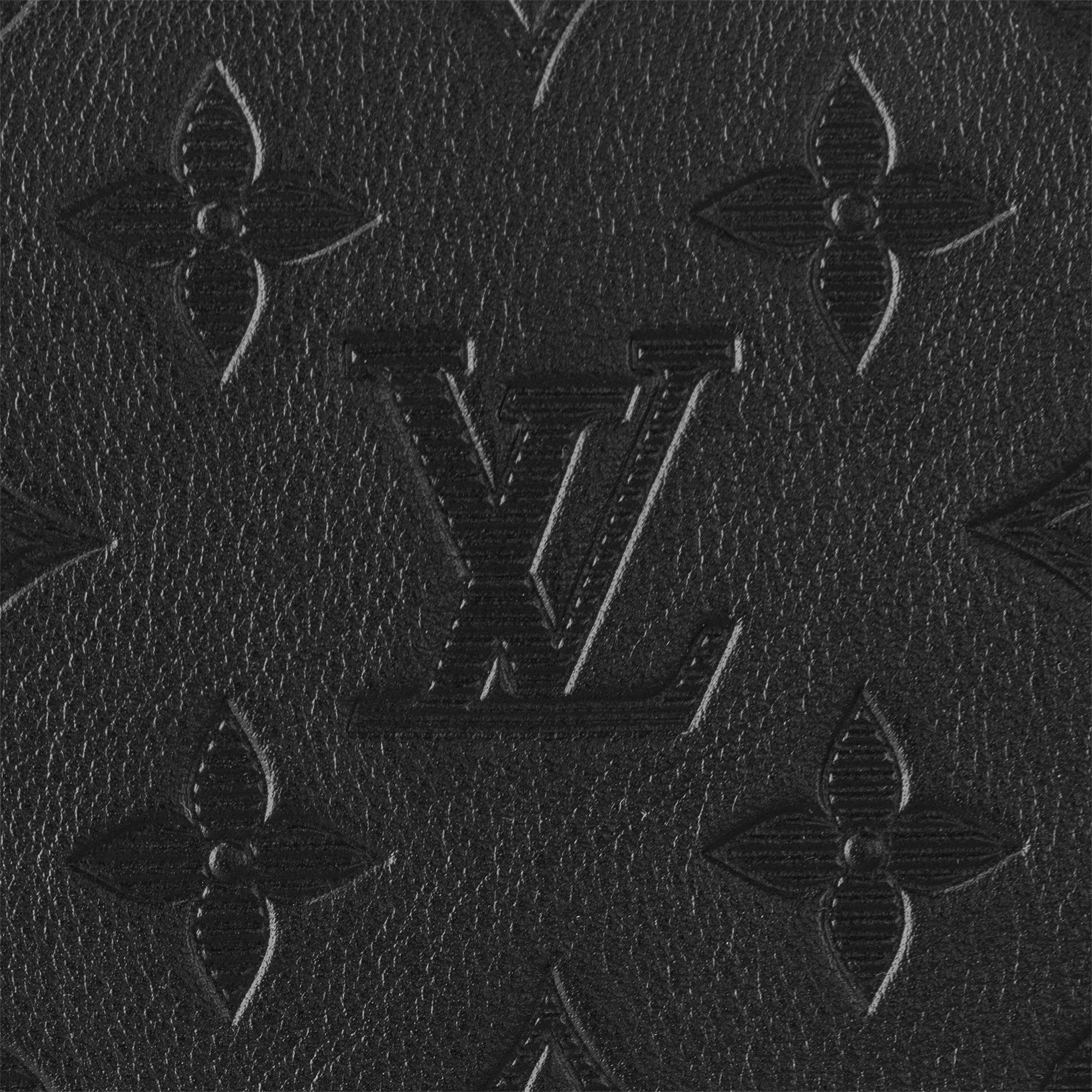 Trousse Toilette GM Pelletteria Monogram Shadow Uomo Viaggio Accessori da Viaggio | LOUIS VUITTON (Zoom prodotto)