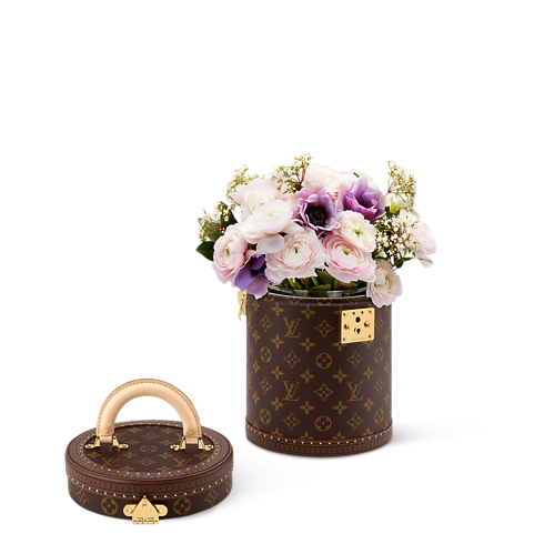 Vaso Cannes Tela Monogram Bauli, Viaggio e Casa Bauli e Contenitori Coffret | LOUIS VUITTON (Zoom prodotto)