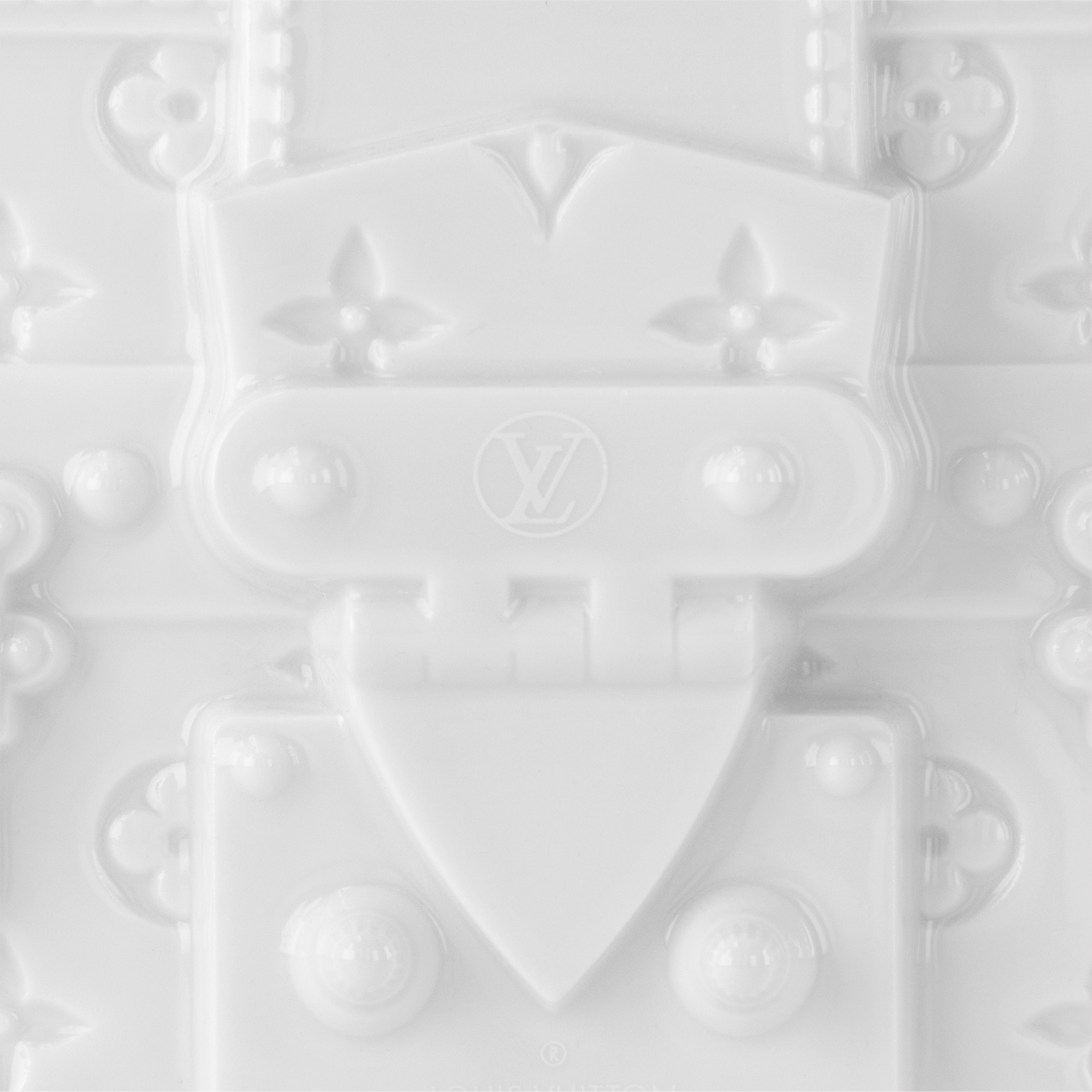 Vaso di porcellana Petite Malle Tela Monogram Bauli, Viaggio e Casa In Evidenza Campagna Art of Living | LOUIS VUITTON (Zoom prodotto)