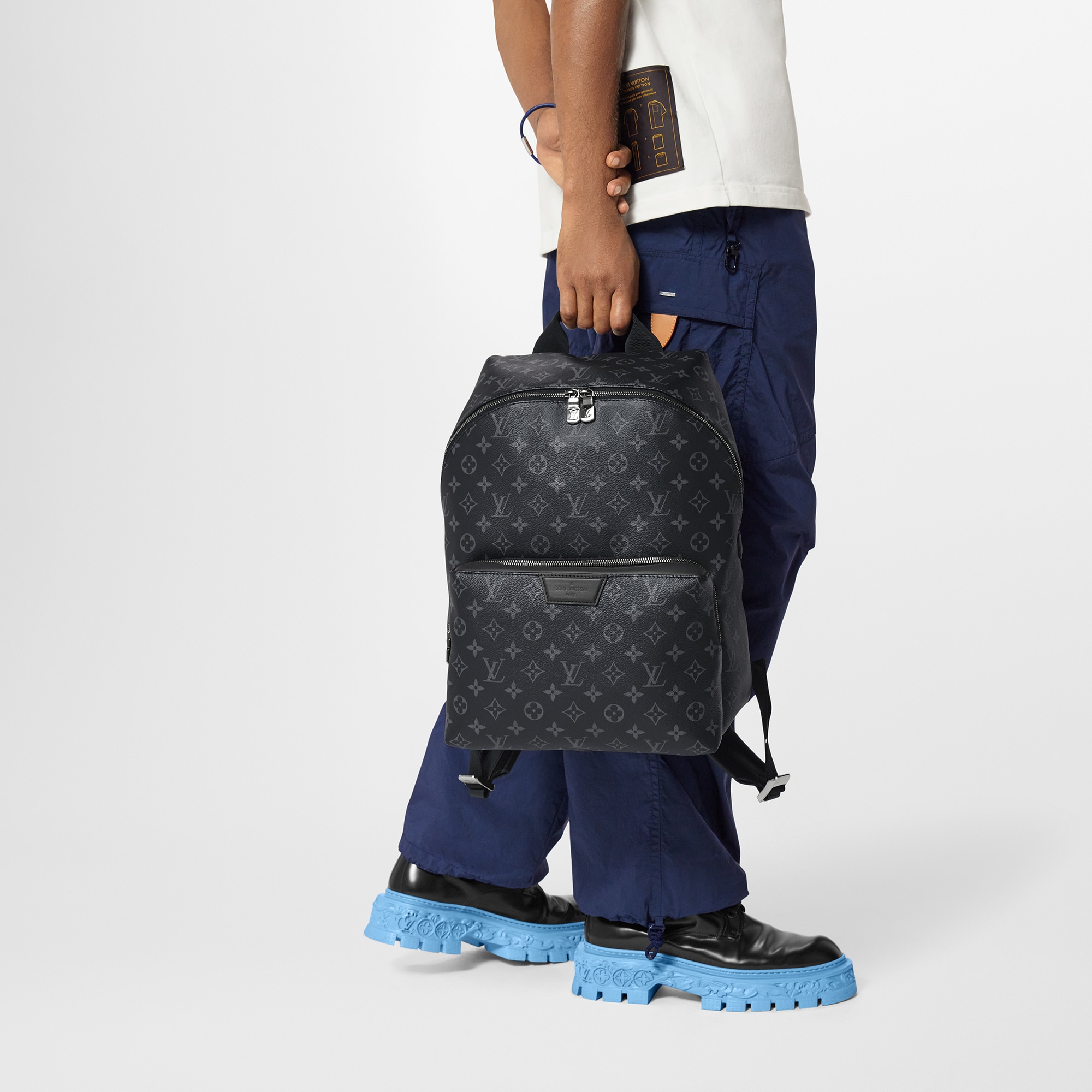 Zaino Discovery Monogram Eclipse Uomo Discontinued Product Obs 11 | LOUIS VUITTON (Zoom prodotto)