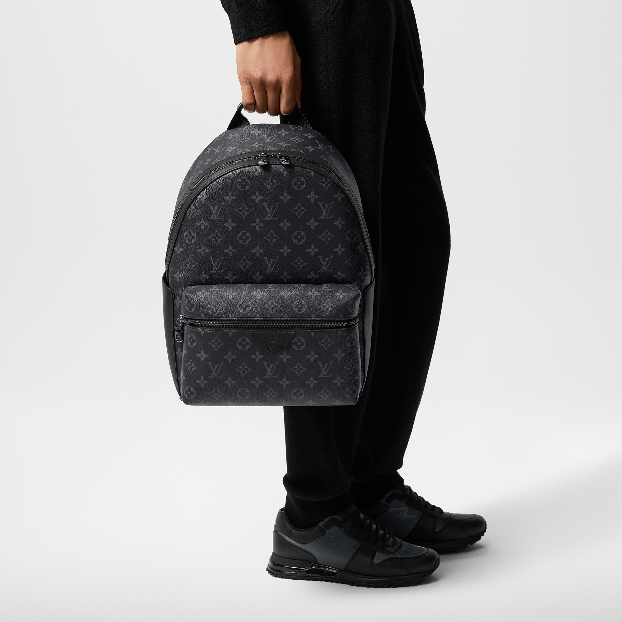 Zaino Discovery PM Monogram Eclipse Uomo Borse da Uomo Tutte le collezioni | LOUIS VUITTON (Zoom prodotto)