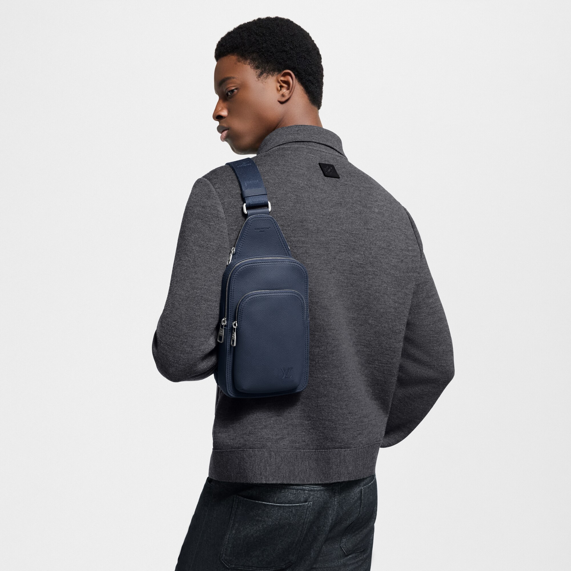 Zaino monospalla Avenue PM LV Aerogram Borse e Piccola Pelletteria Borse da Uomo Novità | LOUIS VUITTON (Zoom prodotto)