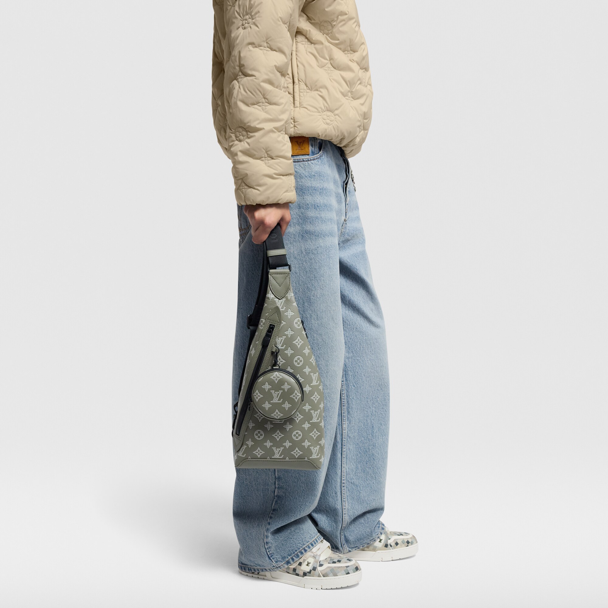 Zaino monospalla Duo Monogram Shadow Uomo Borse da Uomo Tutte le borse | LOUIS VUITTON (Zoom prodotto)